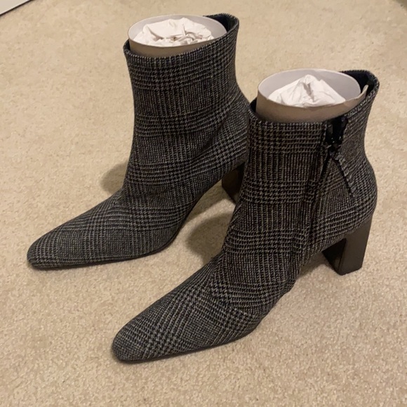 Brand new Balenciaga bootie boots - Picture 2 of 3